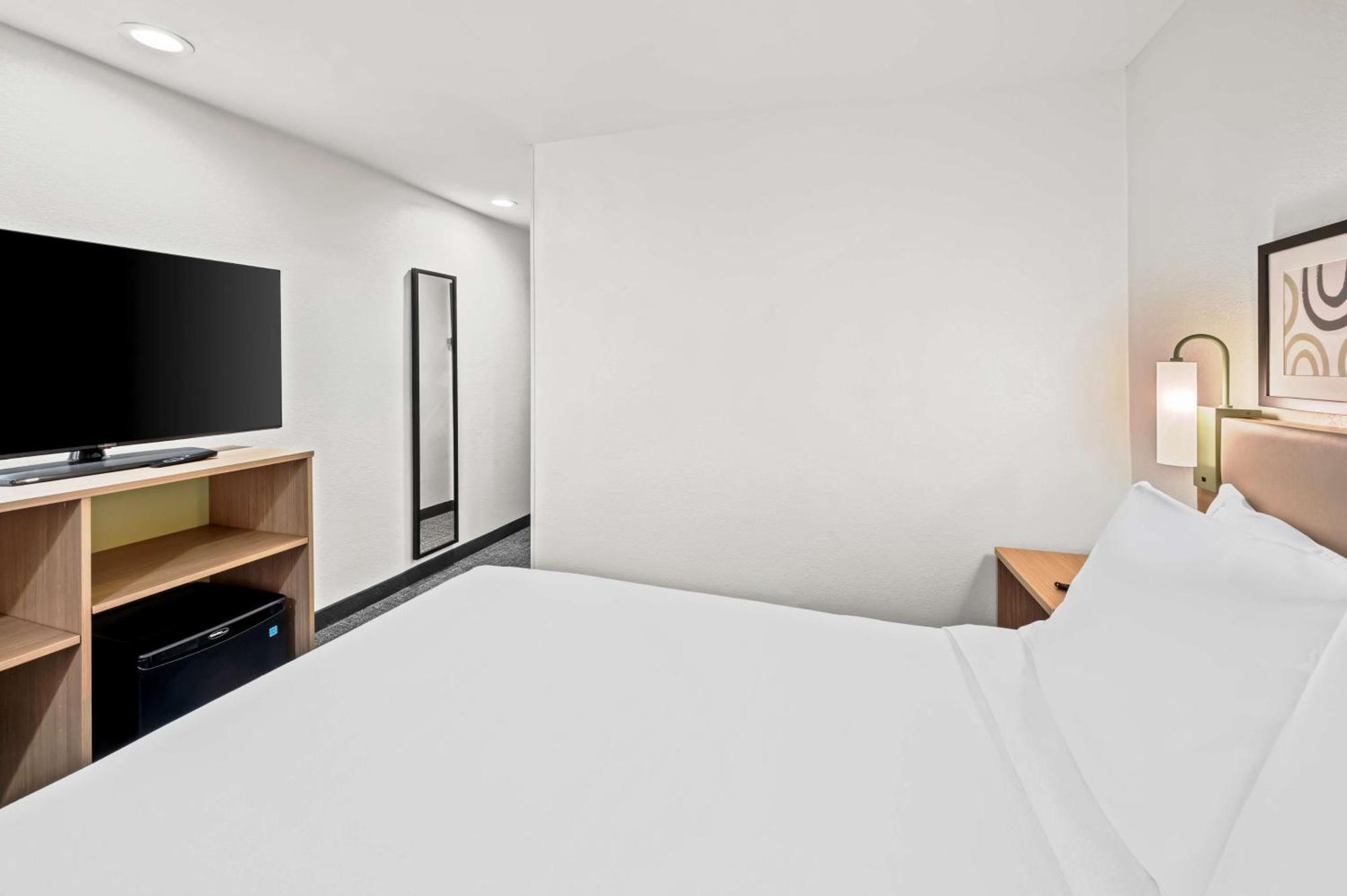 Spark By Hilton Sterling Dulles Airport Екстериор снимка